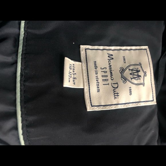 Coat . Removable faux fur trim - Picture 4 of 4